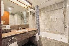 XBathroom-BKK-Lotus-edit-567-1200x800